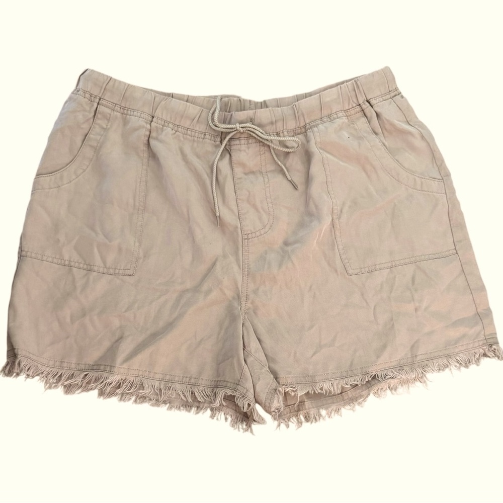 beachlunchlounge Size L Tan Elastic/Drawstring Waist Frayed Hem Tencel Shorts